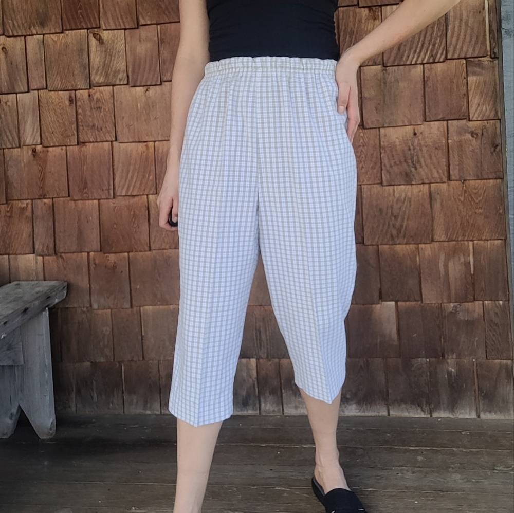 Tan gingham capris
